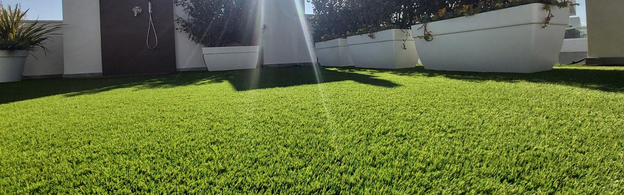 Césped artificial en espacios públicos en Boadilla del Monte