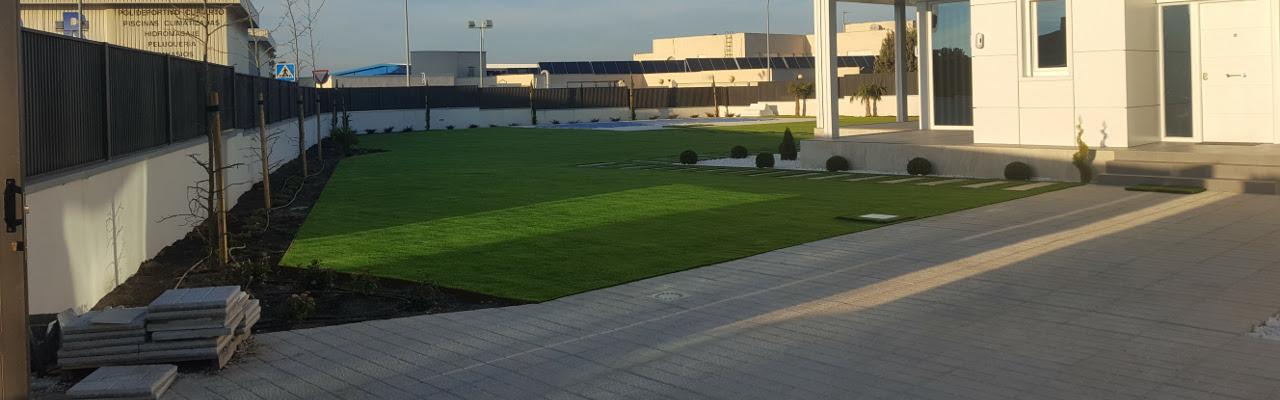 Césped artificial residencial en Boadilla del Monte